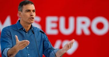 Stire din Actualitate : Premierul spaniol acuză dreapta că se află într-un „Black Friday“ perpetuu și că vinde democrația