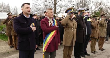 Stire din Actualitate : Omagiu eroilor și bucuria comunității, la Murfatlar, de Ziua Națională a României