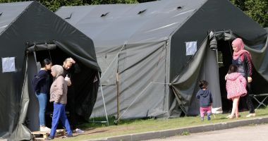 Stire din Actualitate : Lituania acceptă doar jumătate dintre migranții relocați de UE