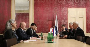 Stire din Actualitate : Rusia acuză UE și NATO că au transformat Marea Baltică, Marea Neagră și Arctica în zone de confruntare