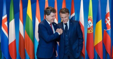 Stire din Actualitate : Președintele Nicușor Dan, vizită în Franța. Va fi primit de Emmanuel Macron la Palatul Elysee