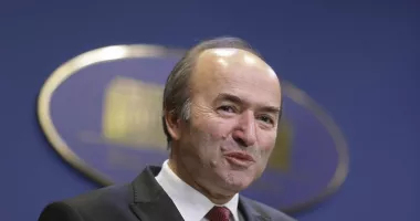 Stire din Actualitate : Tudorel Toader se apără: „Nu cred că am vreo răspundere pentru modul în care am gestionat Ministerul Justiției”