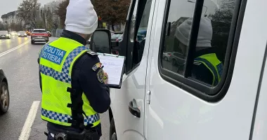 Stire din Eveniment : Amenzi de zeci de mii de lei și permise reținute în urma acțiunilor poliției din județul Constanța