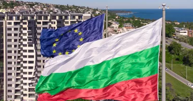 Stire din Actualitate : Bulgaria se va alătura zonei euro la 1 ianuarie 2026 indiferent de situația politică