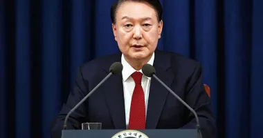 Stire din Actualitate : Coreea de Sud: Fostul președinte Yoon Suk Yeol, acuzat că a complotat pentru a instaura legea marțială