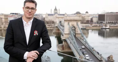 Stire din Actualitate : Parlamentul ungar a adoptat o lege care l-ar putea băga în închisoare pe primarul Budapestei