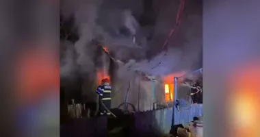 Stire din Eveniment : Incendiu mortal în județul Tulcea: un bărbat de 61 de ani nu a mai putut fi salvat