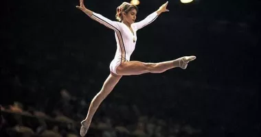 Stire din Sport : România va celebra „Anul Nadia Comăneci”, în 2026. Se implinesc 50 de ani de la primul 10 din gimnastică