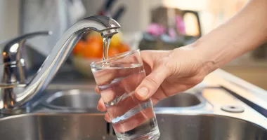 Stire din Actualitate : Consumul apei de la robinet a fost interzis în localități. Iată ce s-a descoperit la analize