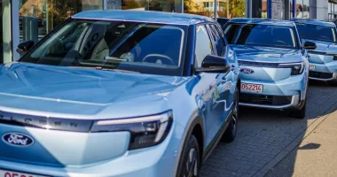 Stire din Economie : Banking, producție de automobile, deficit comercial. INFO economic