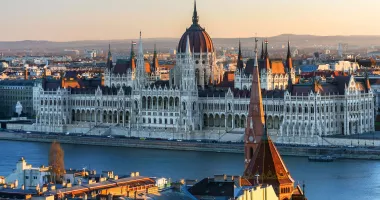 Stire din Actualitate : Alegerile parlamentare din Ungaria, fixate pentru data de 12 aprilie