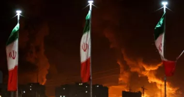 Stire din Actualitate : Iranul avertizează: Dacă va fi atacat, va ataca la rândul său baze americane!