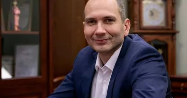 Stire din Actualitate : Moarte suspectă a unui fost demnitar rus. Fost vice-ministru, găsit mort la intrarea în casă