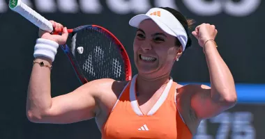 Stire din Sport : Gabriela Ruse, calificare spectaculoasă în turul al doilea la Australian Open