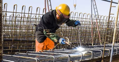 Stire din Economie : Companiile constănțene, în corzi! „Costurile cu gazele și energia electrică ne îngenunchează“