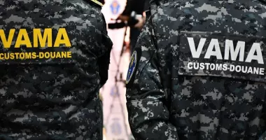 Stire din Economie : Autoritatea Vamală Română cumpără scanere pentru controlul bagajelor, de peste 6,7 milioane lei
