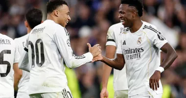 Stire din Sport : Fotbal, Liga Campionilor: Tristețe la Milano, scor de tenis la Madrid