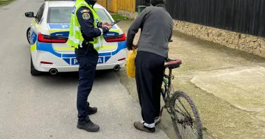 Stire din Eveniment : Acțiune a polițiștilor rutieri în județul Constanța: zeci de amenzi pentru pietoni și bicicliști