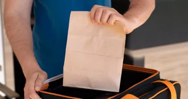 Stire din Actualitate : Cum trimiți coletele în siguranță și fără bătăi de cap