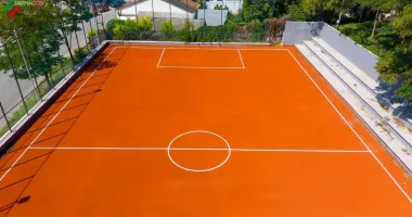 Stire din Actualitate : De ce terenurile cu tartan sunt alegerea corectă pentru spații sportive intens folosite