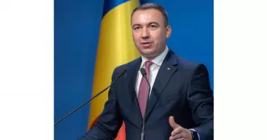 Stire din Politică-Administrație : Ministrul Bogdan Ivan: Românii cu venituri mici ar putea primi reduceri la facturile de gaze și energie
