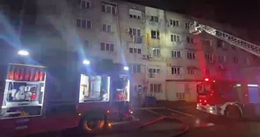 UPDATE Incendiu devastator în Năvodari! O persoană a fost găsită decedată în apartament - 2