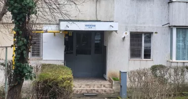 Stire din Eveniment : Noi mărturii din blocul unde a avut loc intervenția violentă a Poliției. Un vecin vorbește despre teamă și amenințări grave