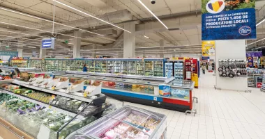 Stire din Economie : Preluarea Grupului Carrefour România de către Pavăl Holding, analizată de Consiliul Concurenței