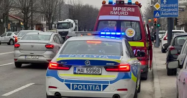 Stire din Eveniment : UPDATE Incendiu într-o locuință de pe bulevardul I.C. Brătianu din Constanța. O femeie și-a pierdut viața