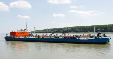 Stire din Economie : Administrația fluvială: Navigația pe brațul Măcin al Dunării, închisă marți și miercuri