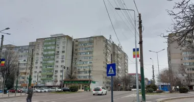 Stire din Social : Tomis Nord scapă de “pânza de păianjen”! Cablurile inestetice dispar în subteran