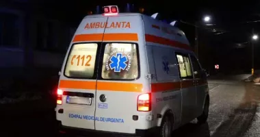 Stire din Eveniment : Accident rutier în Constanța. O victimă a fost transportată la spital