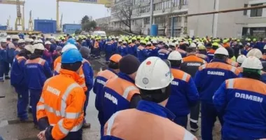 Stire din Economie : Ajutor de la stat, după faliment: 5.000 de lei pentru fiecare salariat de la Damen Mangalia. Salariile restante, plătite până de Paște