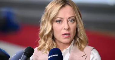 Stire din Actualitate : Premierul Giorgia Meloni: „Italia își suspendă acordul de apărare cu Israelul“