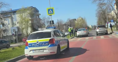 Stire din Eveniment : Accident rutier pe bulevardul Mamaia. Un copil de opt ani a fost rănit