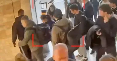Stire din Eveniment : Scandal pe Aeroportul Băneasa: bătaie între pasageri pornită de la un schimb de locuri în avion