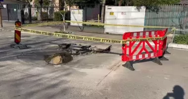 Stire din Social : Zona Școlii nr. 43 "Ferdinand", amenințată de surparea asfaltului pe strada Unirii