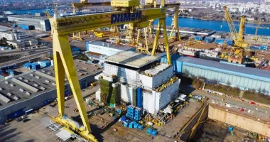 Stire din Economie : Cruce și colivă! Șantierul Naval Damen Mangalia a intrat oficial în faliment