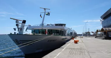 Nava de pasageri Esprit a acostat în portul Constanța