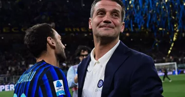 Stire din Sport : Fotbal: Cristian Chivu a câștigat primul său titlu de campion ca antrenor, cu Inter Milano