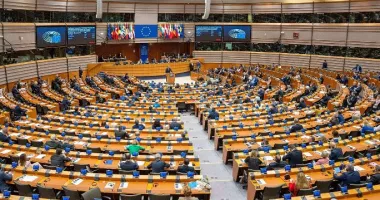 Stire din Actualitate : Eurodeputații se mobilizează pentru a accelera Uniunea Europeană a Apărării