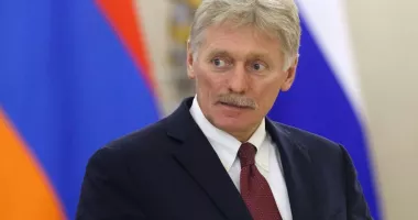 Stire din Actualitate : Kremlinul acuză Armenia că i-ar fi oferit o platformă pentru declarații antirusești lui Zelenski