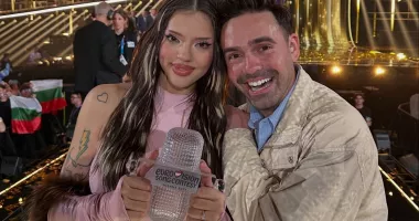 Stire din Social : Cine este constănțeanul care a compus piesa câștigătoare de la Eurovision 2026