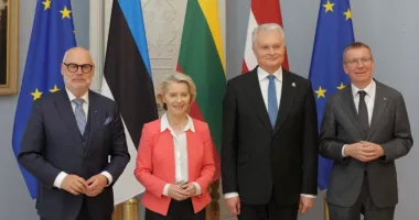 Stire din Actualitate : Ursula von der Leyen: „Moscova încearcă să destabilizeze democrațiile europene“