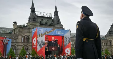 Stire din Actualitate : Vladimir Putin a promulgat o lege pentru ștergerea datoriilor recruților care luptă pe frontul din Ucraina