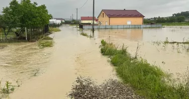 Ploi torențiale și haos în mai multe județe: intervenții în lanț ale pompierilor