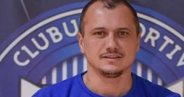Antrenorul Adrian Georgescu, convocat la naționala de handbal pe plajă