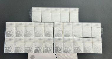 Stire din Eveniment : Țigări de contrabandă și droguri, depistate de polițiștii locali în municipiu