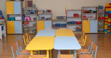 Mobilier și echipamente moderne ajung în unitățile de învățământ din Constanța - 2