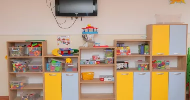 Mobilier și echipamente moderne ajung în unitățile de învățământ din Constanța - 6